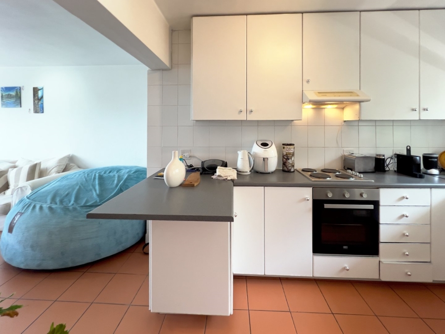 To Let 2 Bedroom Property for Rent in Tamboerskloof Western Cape